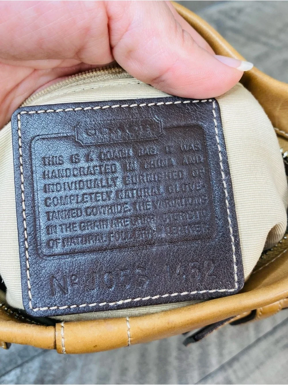 Coach Soho Slim Duffle 1453 Shoulder Bag Tan Leather Brown Crossbody Bag Purse - Picture 10 of 12